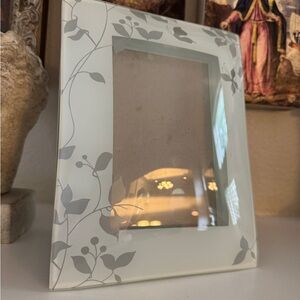 Papyrus Dome Glass White Nature Picture‎ Frame 4" x 6"